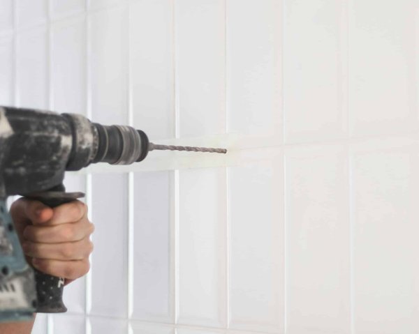 Quelles sont les techniques pour percer des trous précis ?